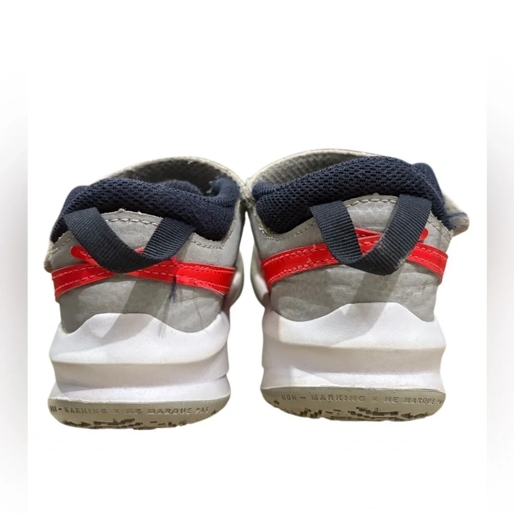 Nike Tenis shoes for boys size:12 color:gray/orange